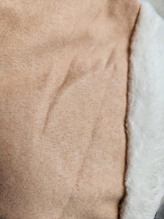 Deluxe Cosy Dog Cave - Image 2